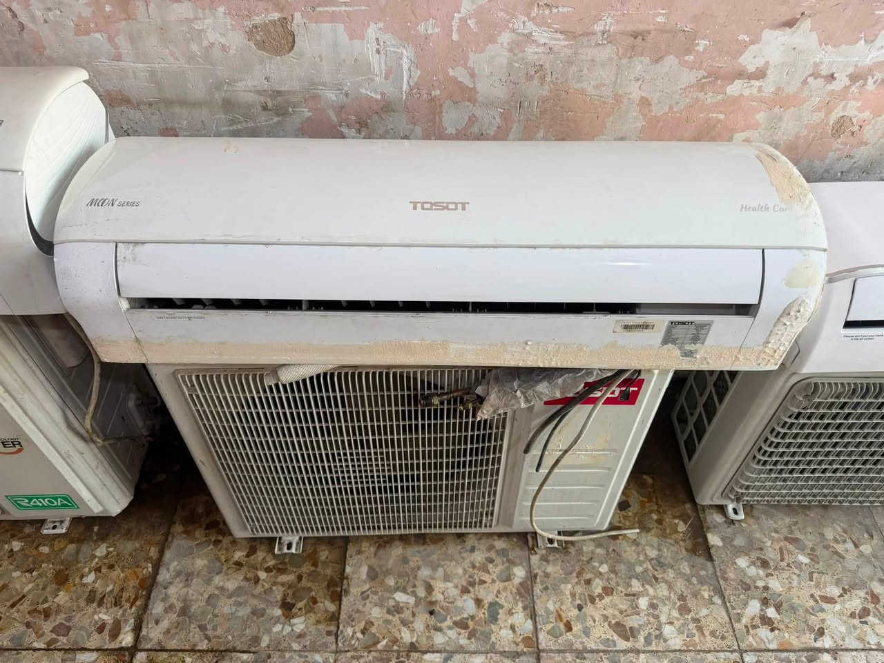 توسوت ٢طن انفيرتر غاز مقفول نقص بوري فقط 

توسوت طن ونص خارجية وداخلية فقط 

جنرال كولد 1 طن عدد ٢  خارجية وداخلية فقط 

جميع الأجهزة بلادية شرط الشغل والظمآن 

سعرهم شلع ٧٠٠ قفل 

البيع شلع فقط 
عنوان /بغداد /حي اور 
***********
