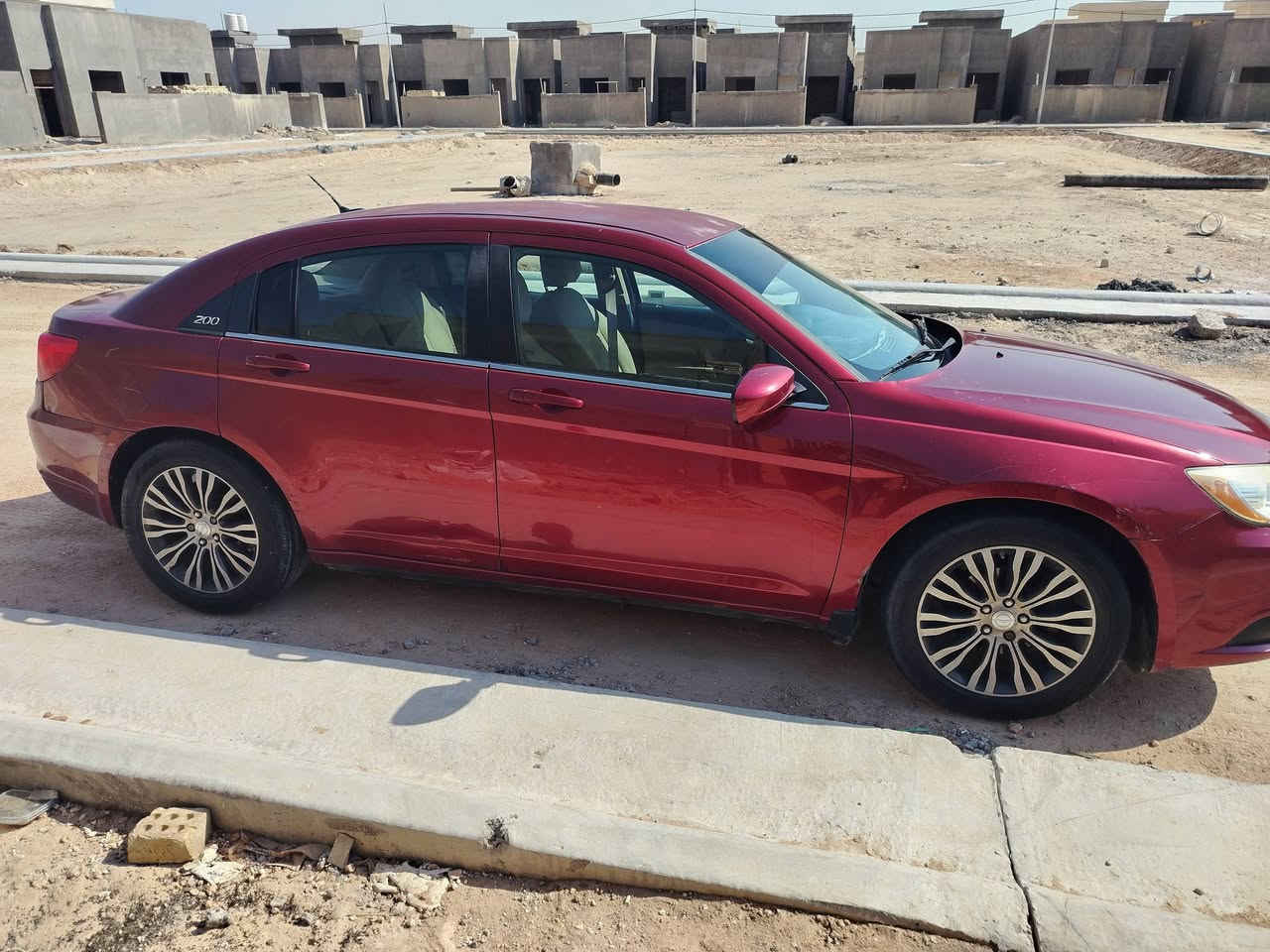 سلام عليكم ورحمة الله وبركاته سي 200موديل ١٤ سيارة جاهزه حادث بنيد وجاكلغ بدون داخل رقم بابل بسمي دخل نيلي مو اسود مكاني كربلاء سيف سعد سعر ٨٠ وبيها مجال *********** قماره جارده
