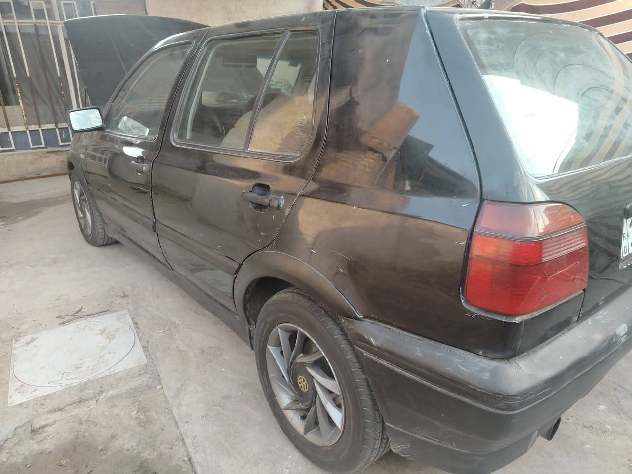 كولف MK3 1998.. رقم بغداد باسمي
.. رقم وهزة جديدة ... كير اوتوماتك
كير... محرك... تبريد ... تمام
السعر 35
***********
