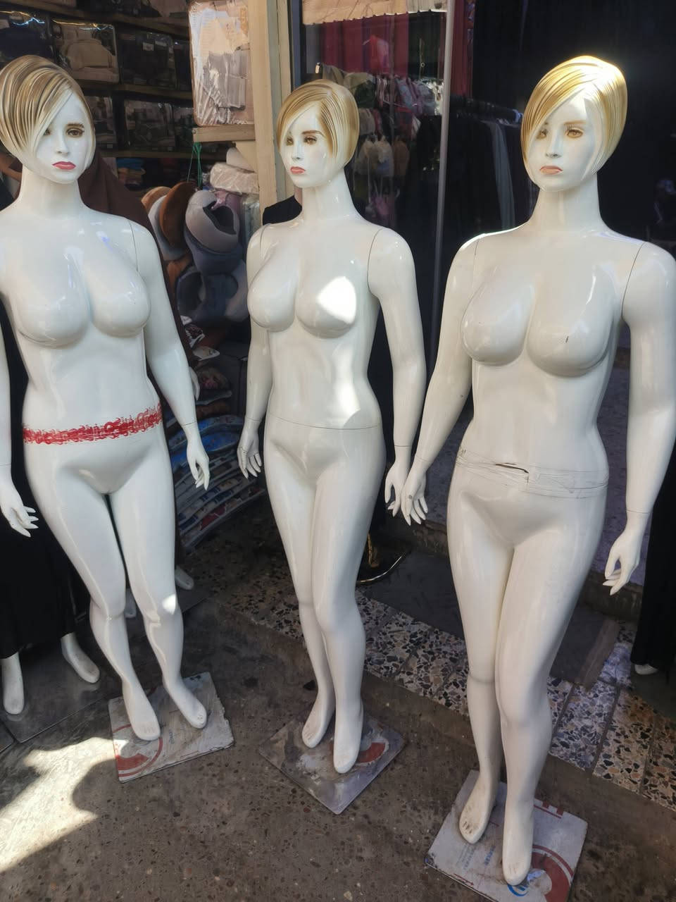 سلام عليكم ملايكانات  لبيع جديات نضفه ٩٠٪ توصل واتساب ***********
