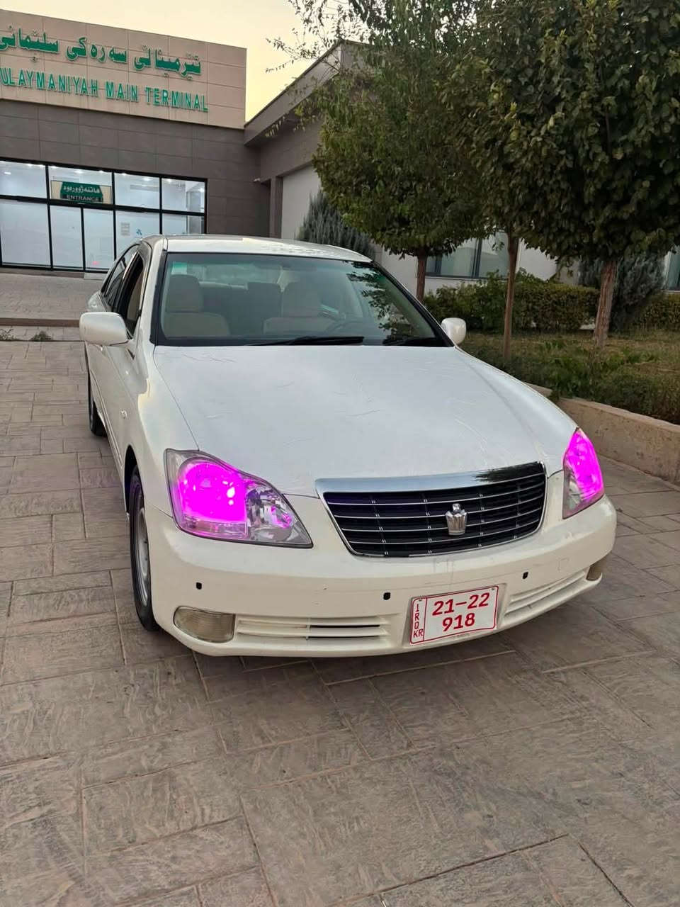 سەرەتا بەناوی خوای گەورە
شاهینە بڕاوە بڕاوە ١٨٢ گەورە بە گەورەی بێ دووکەڵ سپی ناوزەرد ٢ دووگمەیە شاشە و کامیرایە کەڤەر و شانسی و سەقفی بەشەرت گێڕ و مەکینەی بە شەرت دەعامی پیشەوە هەتا دواوەی بە شەرت شوین سلیمانی ژ.م ***********__***********
سعری ٤٢ گەڵا قفڵ و کۆتایی

