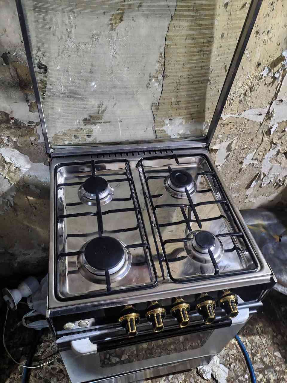 السلام عليكم
طباخات للبيع
يونفيرسل حجم صغير مصري كامل مكمل 
امبريال حجم صغير مصري كامل مكمل 
سعر الواحد 125
مع وصل ضمان صيانة لمدة شهرين
بغداد الشعب
***********
ورشة البركة
