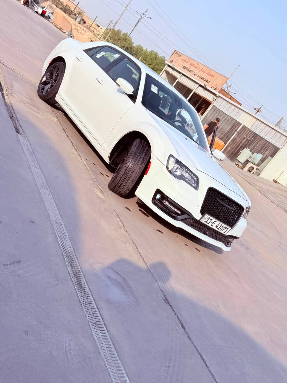 اوباما 2023 S300 فول مواصفات S خليجي هارلم
ماشيه ٢٢ m
رقم بغداد 
المواصفات :
* پانوراما .  
* رادار مع مانع تصادم . 
* نقطة عمياء . 
* حساسات امامية . 
* مصابيح امامية زنون مع LED . 
* ويل قياس 20 أنج . 
* حساسات خلفية . 
* شاشه كبيرة مع نظام ملاحة نفكيشن GPS .
* سستم صوت الپاين مع سماعات بريميوم .
* ⁠دمام صوت 
* داخل جلد  .  
* مقاعد أمامية كهربائية عدد 2 . 
* ذاكرة لحفظ وضعيات الجلوس (ميموري) . 
* مقاعد أمامية تبريد وتدفئة . 
* مقاعد خلفية تدفئة . 
* تشغيل عن بعد . 
* ستيرن كهربائي . 
* تدفئة ستيرن . 
* محدد سرعة . 
* تلفون بلوتوث . 
* كاميرا خلفية .
* مرايا متحسسة للاضاءة العالية 
* كير شفتر بالستيرن* دخول ذكي (بصمة) * ⁠  
رادارات حساسات 
كاعيات بل جيس 
السياره وكاله هارلم كفاله عامه على وضع الشركة
مكان السياره البصره
***********
