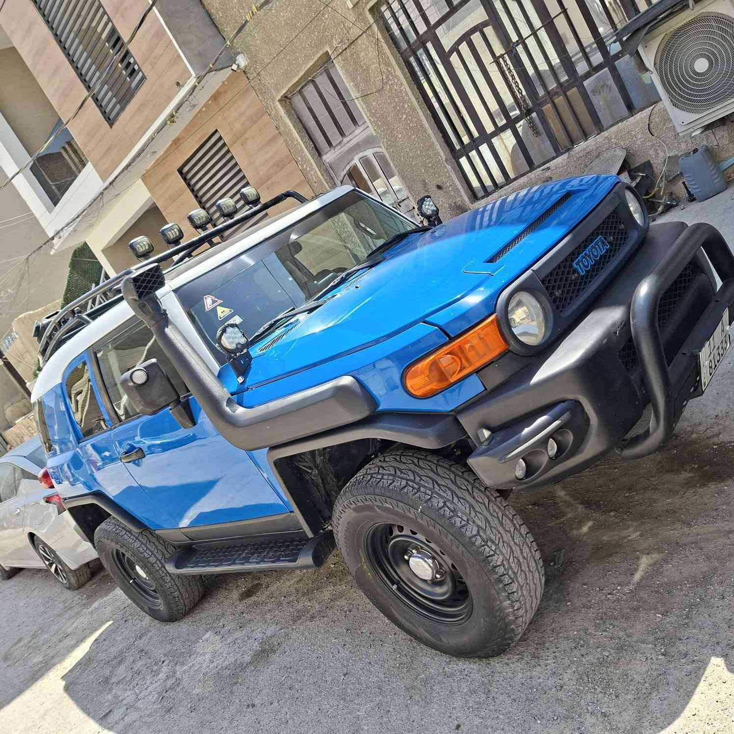 تيوتا اف جي  2007 , 4X4 بيع او مراوس  
العنوان بغداد الجديده ***********
(سعرالسياره 139)
سياره مرفعه ترفيع حلو شوته ايضن بلوجكترات 
سيبايه جلكانات درع امامي كامره شاشه
 عالي ناصي كله زنون
 سياره مصروف عليه والجناي يعرف 
كلشي شغال بيه اوعلفحص 
مكينه كير حداديه تبريد❄️ علفحص شرط💯
رنك اصلي مع تخم تاير باتري جديد 
سياره طخته بصفحت السايق بدون دواخل ليبل واحد 
شرط بجم كبس سياره حلوه اوناعه اوبلخير علياخذه
