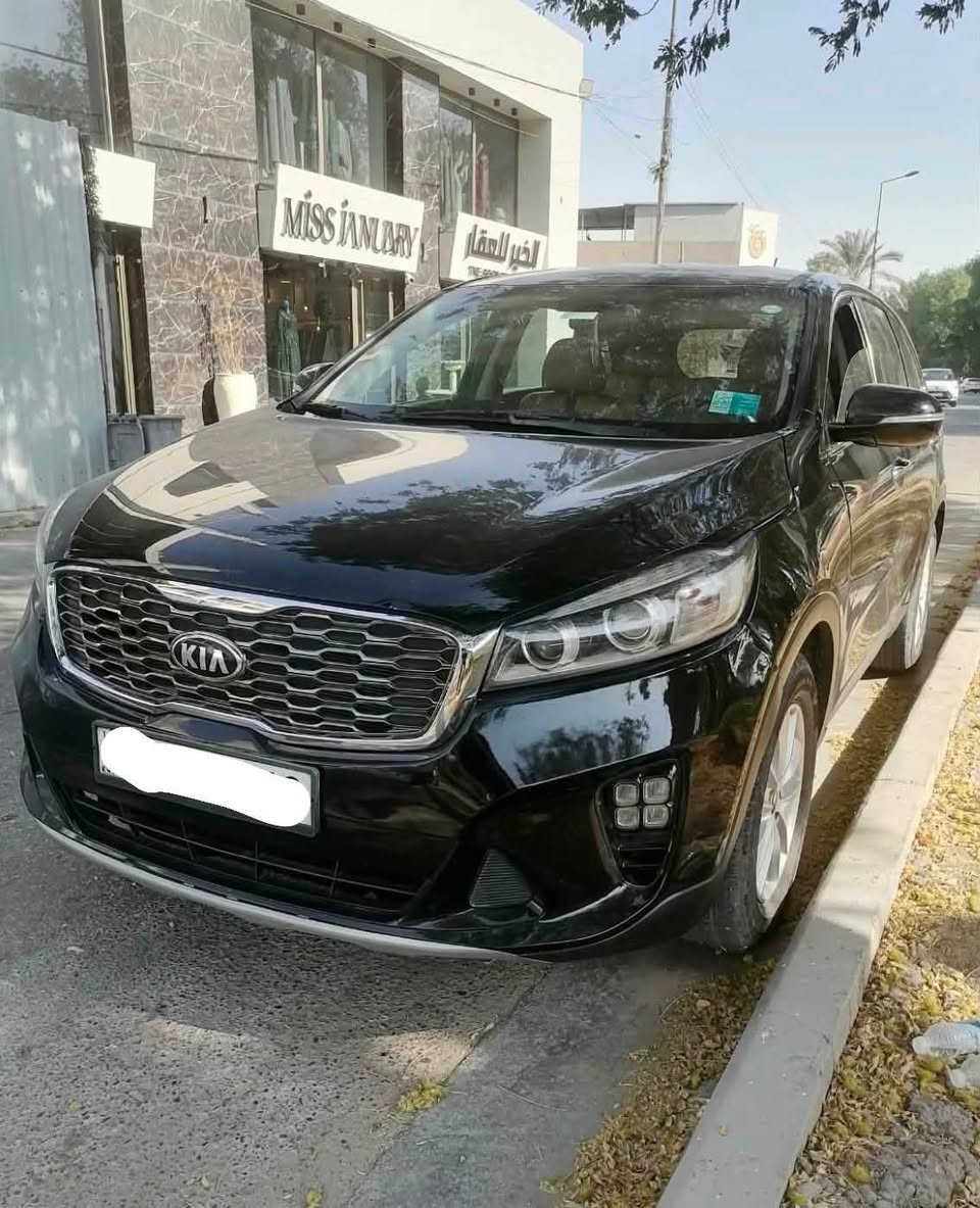 سلام عليكم كيا سورنتو 2019 وارد امريكي مكينة 2400  GDi حادثها جاملغ وبنيد ودعامية وصور الحادث مرفقة بالمنشور   مكينة وكير وتبريد وحدادية كفالة  سيارة بسمي  رقم سليمانية دولي سنوية وهزة جديدة  سيارة مال بيت مامتعوبة ماشية118940 ميل   
مكانها بغداد القادسية :- *********** بي واتساب
