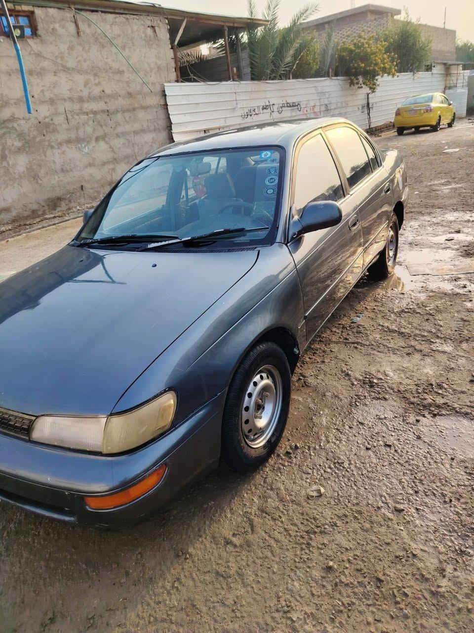 السلام عليكم 
كورلا موديل 1991 رقم كربلاء بسمي
السعر 39 صبغ عام جماليه 
مكفوله كص ونقل وعيب شرعي 
محرك 1600 مكينه قبل شهرين معمرهه
كير  مشط  باتري كلهن جدد قبل 10 ايام شادهن حداديه جديده 
تخم تاير جديد سلف جديد دينمه جديده راديتر جديد 
لايت زنون ابيض عالي ناصي
السعر 39 وبيهه مجال قليل
المكان ديوانيه قضاء الشاميه 
غير متواجد علفيس 
الاتصال فقط ع الرقم ***********
