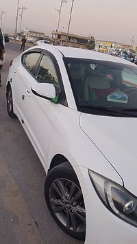 هيونداي النترا • سيارة
