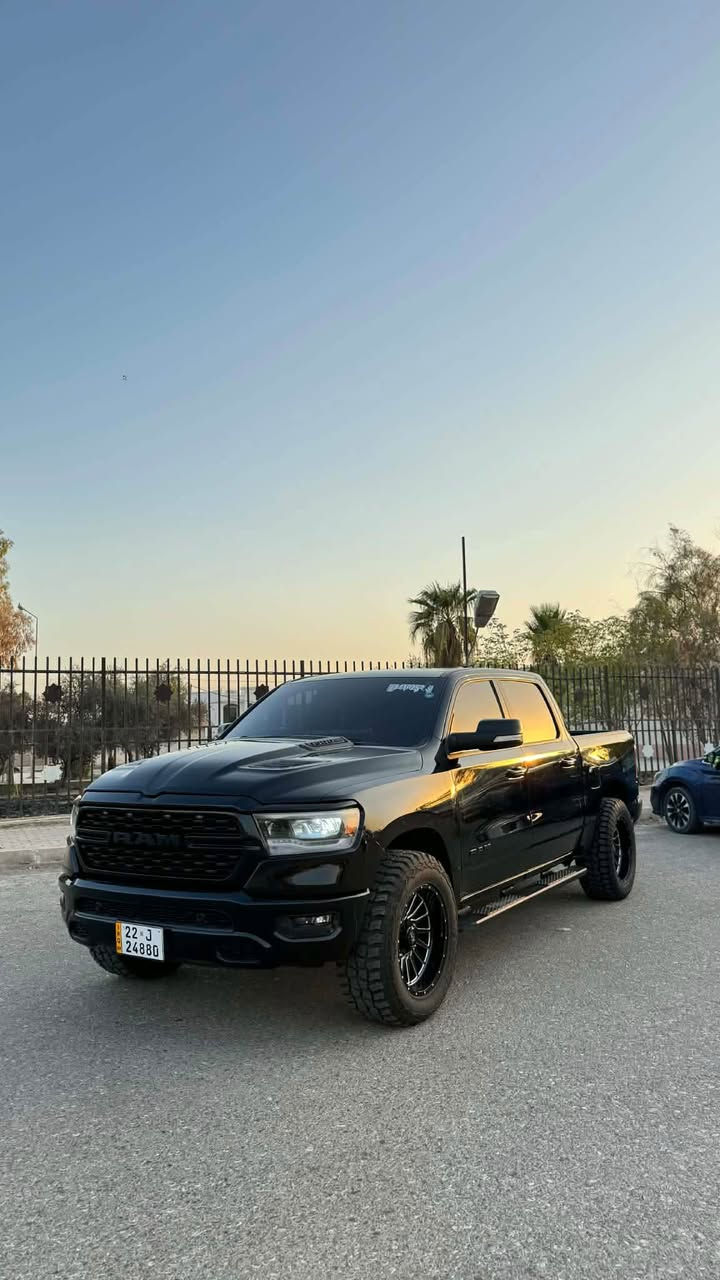 RAM BIGHORN 2022 v8/5700
سلام عليكم شباب للبيع او مراوس حسب قناعة 
رام موديل ٢٢ بيك هورن 
عداد المسافة 56 الف ميل
باب طويل بدي قصير المرغوب
ستيرن تدفئة 
كشن تدفئة
كشن كهرباء
شاشة كبير
تحكمات ستيرن 
دشبول ديجيتال
لايتات LED 
انارة ترحيب محيطية 
كشافات مع الاستدارة يمين يسار
حساسات أمامي خلفي
كامرة دوار
عليهة ترفيع 2,5 انج
ويالة وتايرات جبلي والبلاديات هم موجود
بدون صبغ وبدون ايرباك فقط سرقة لايت وبك لايت
بيهة تعديل بارد بلباب الخلفي 
سيارة نضيفة جداً استخدام شخصي 
سعر 350$ 
واتساب ***********
