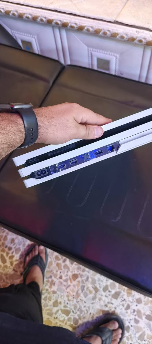 سلام عليكم حبايبي الشرح كوله موضح بلفديو الجهاز فول نضافه مااريد ابالغ بس تجي وشوف بعينك السعر 400 
مكاني بغداد الحسينيه  رقمي لتواصل  ***********
