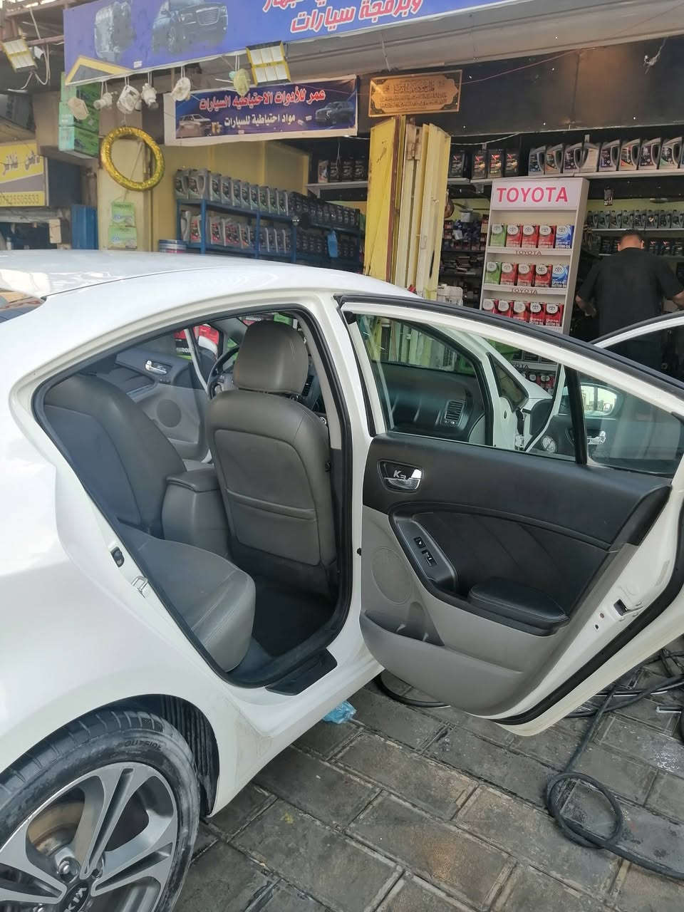 السلام عليكم كيا فورتي ٢٠١٤ أمريكي فول اتوماتيك مواصفات حادث باب خلفي السعر ١١٥ هاتف *********** بيع او مراوس حسب القناعه @
