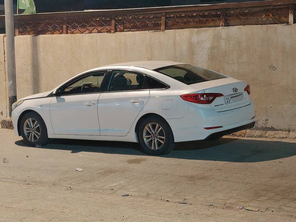 السلام عليكم سوناته ١٧ كوري مكفوله من الضربه بس الكوري ماينكفل من الصبغ بيهه مدكر وباب صبغ فغط من كوريه والباقي كفاله مكينه الفين دوش شاشه جبيره كاربلي تبريد قطعتين حساسات كامره تحكم جهتين وباقي الموصفات معروفه عنوان البصره كرمة علي السعر ١٣٥ وبيهه مجال الشراي الستفسار *********** البصرة, العراق
