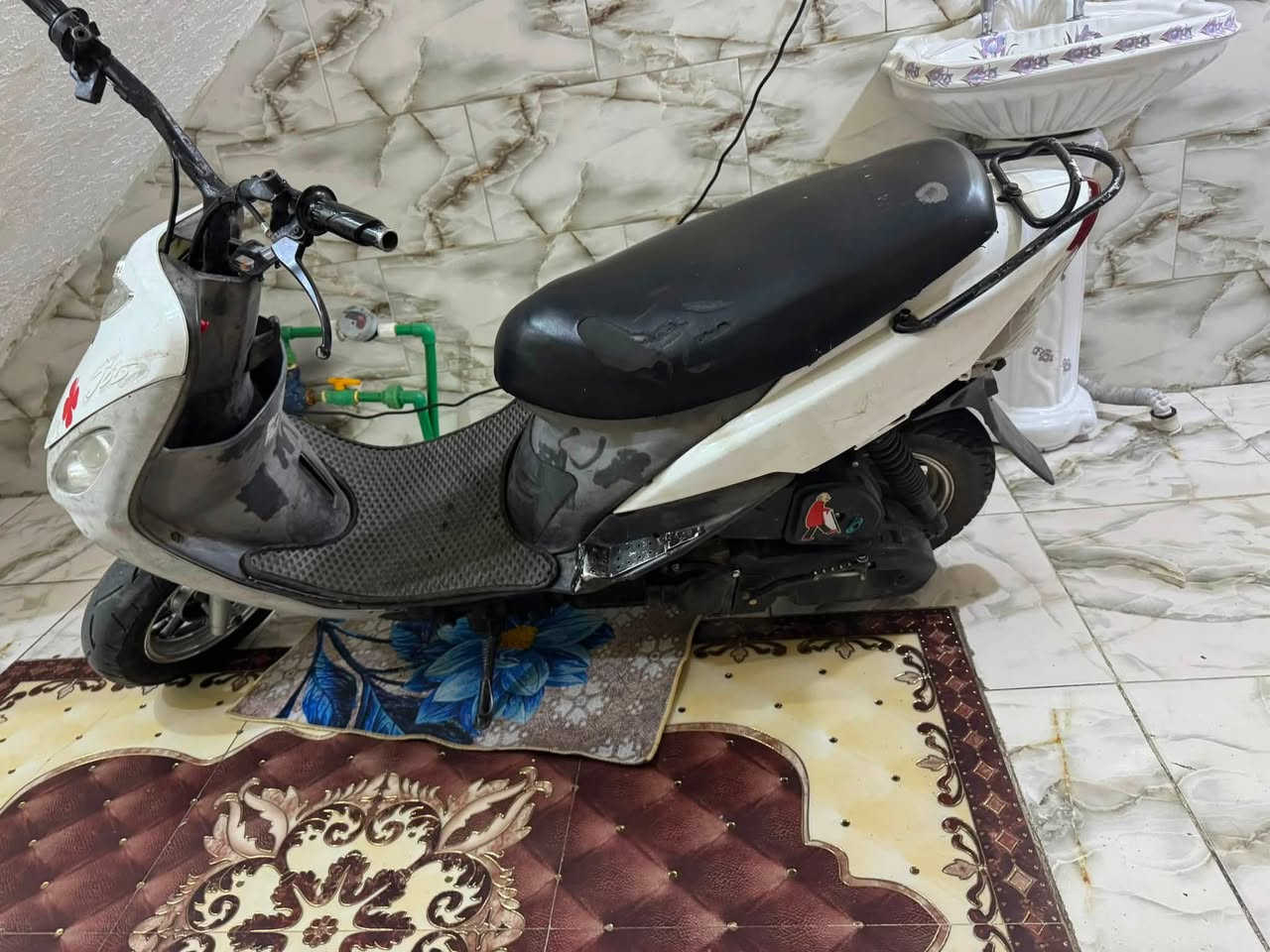 درجه البيع مكينه نضيفه السعر ٤٠٠  بيه مجال قليل
البكان البصره حي المهدسين/رقمي //***********

