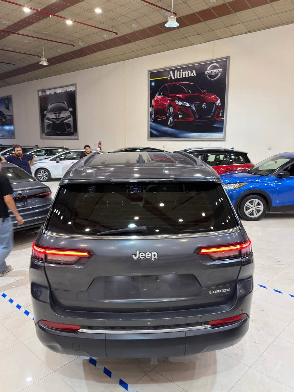 السيارة:- Jeep Grand Cheroke L Laredo
موديل: : 2025
ماشية:-19,000میل 
مواصفات:-L Laredo
بدون ايرباك
سيارة رادار كارةباي  باتري كل و بشرت
تفاصيل اكثر الاتصال علی ارقام التاليه
*********** واتساب كورك
شركة كۆپارت كارس
اربيل شارع مخمور فرع ناقلات أربيل, العراق
