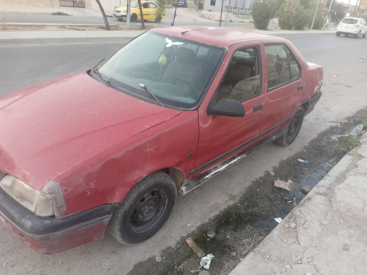 رينو حجم 19موديل 92رقم الماني سعر 14ورقة وبيها مجال شي قليل ستفسار اتصل على الرقام ***********/////***********
