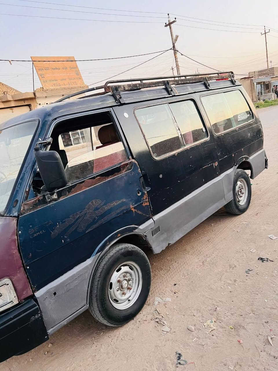 السلام عليكم 
كيه للبيع موديل 93 سياره جاهزه مكينه كير اكسن شرط جدد شواصي بس واحد معمر كهربائيات شغاله تخم تاير نضيف سياره جاهزه مال شغال تريد تحويل تريد وكاله مكاني بابل القاسم 
السعر 24وبيها مجال قليل رقم ***********
