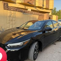 نيسان سنترا 2024   sv    فول  سيارة جاهزة    گير ومحرك مكفولات   سلايت...