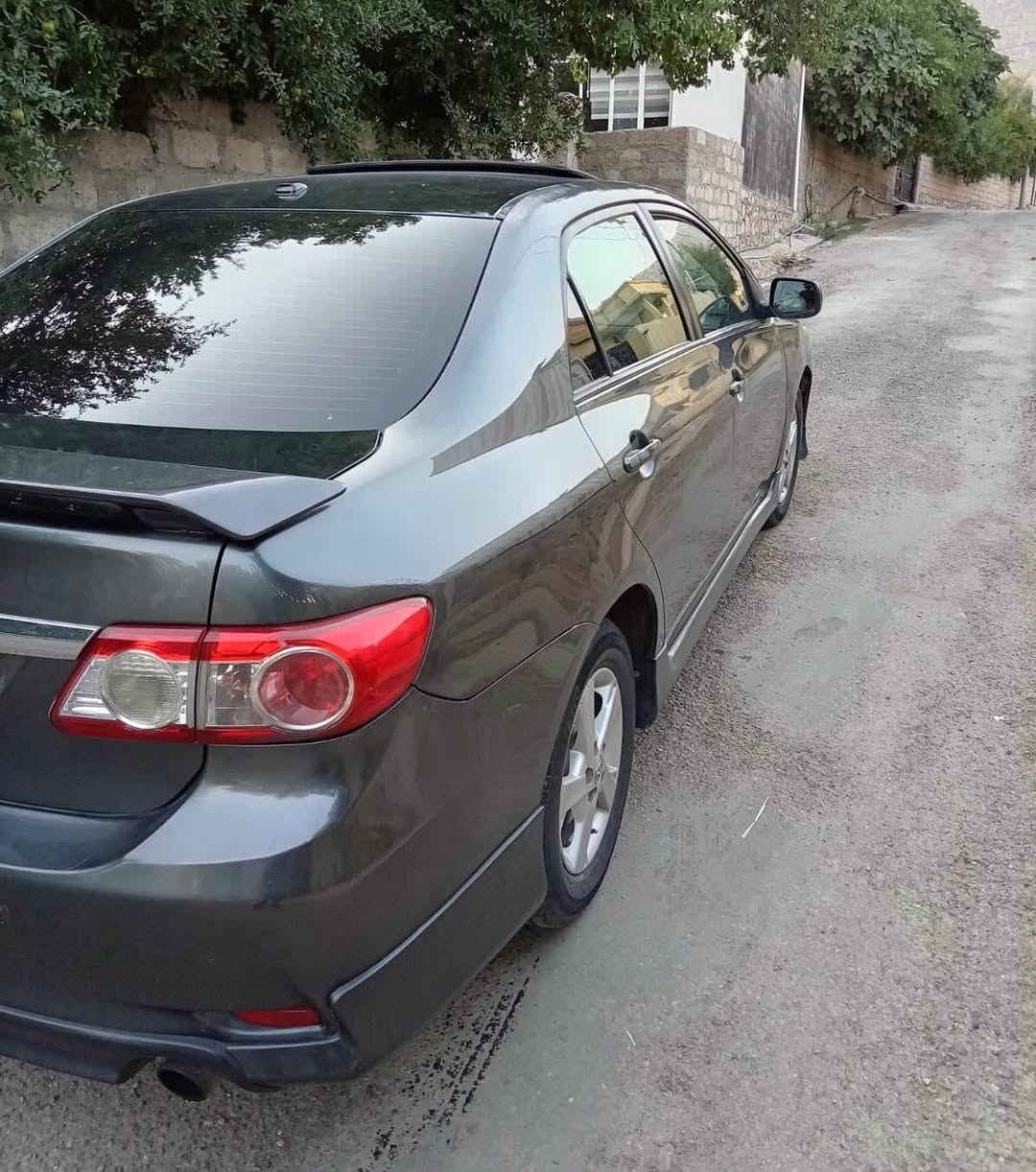 كرولا نفطي
٢٠١٢
قطعه بغ ٤
گير و مكينه تحويل صافي 
٩٠٠$
$10500
*********** دهوك, العراق

