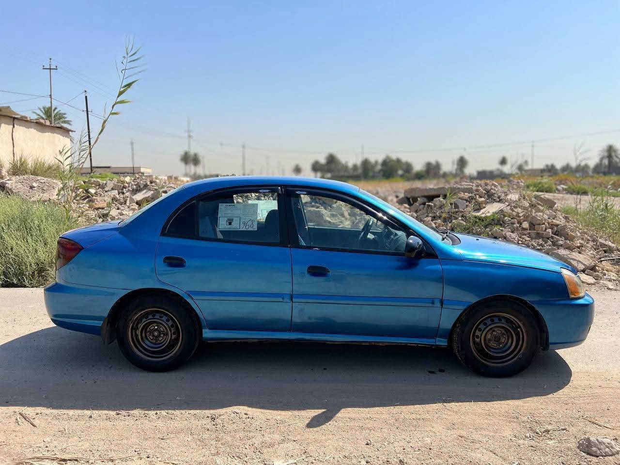 كيا ريو 2004  رقم بغداد هزة ورقم أنكليزي جديد باسمي شرط التحويل ثاني يوم سنوية الى 2030 كير أوتو محرك 1600 لا تنقيص ولا تبخير  صدر امامي مشط جديد باور جديد باتري منظومة تبريد جديدة  غرفتها نظيفة كشرتها حلوة تعديل باب السايق جاردة يعني ما مكفول من الضربة لان مصبوغة عام سعر  42  بيها مجال ان شاء الله 
مكان السيارة العمارة 
 للتواصل ومعلومات اكثر  على رقم  ***********
