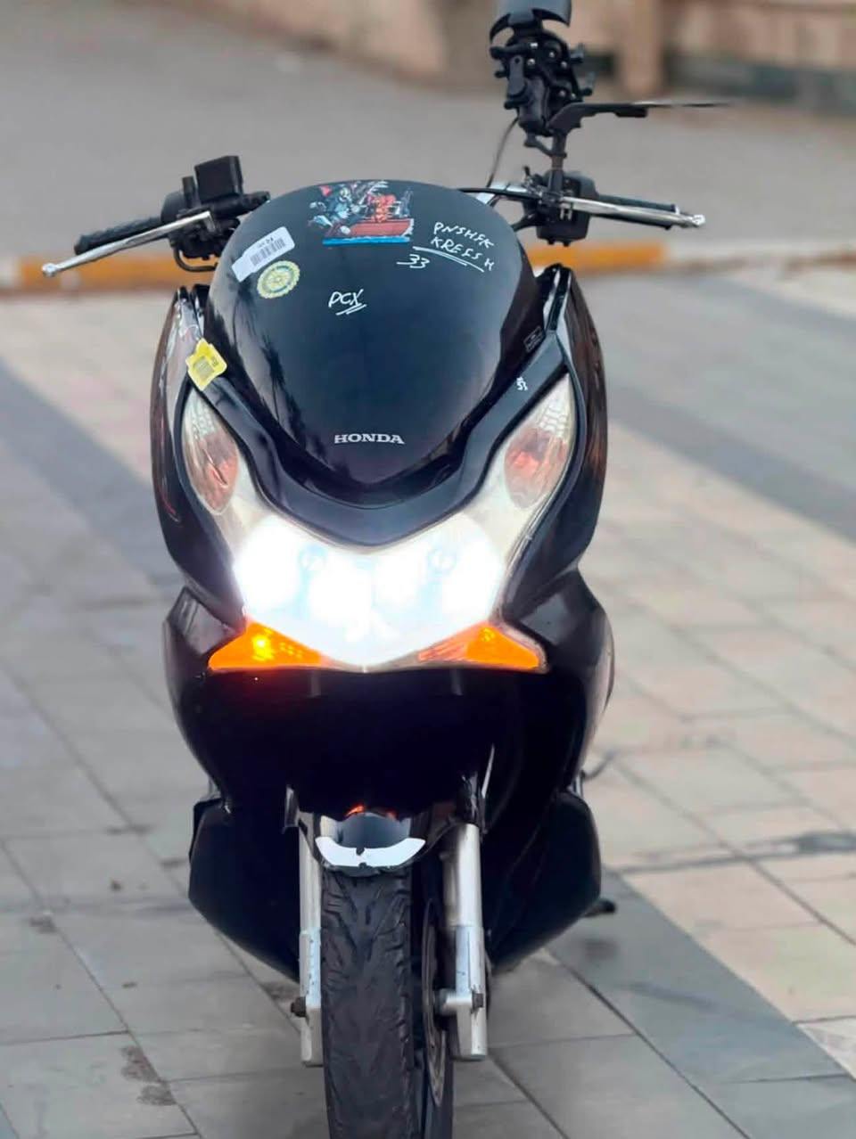 سلام عليكم....
دراجة (PSX)...(جيل الاول)  
🛵مامتعوبه
دراجة شلعه معدل كهربائيات كلهه شغاله 
دراجة جديده  بلادية
أي نقص مابيهة دراجه مكفوله كفاله عامه بشرط علفحص اذا برغي مفتوح ترجع دراجة مال جناي 
جيب فيتر وتعال افحص مستعجل على بيعتهه السعر مليون و250
العنوان بغداد  الكرخ  الاستفسار الاتصال على الرقم 📞***********
