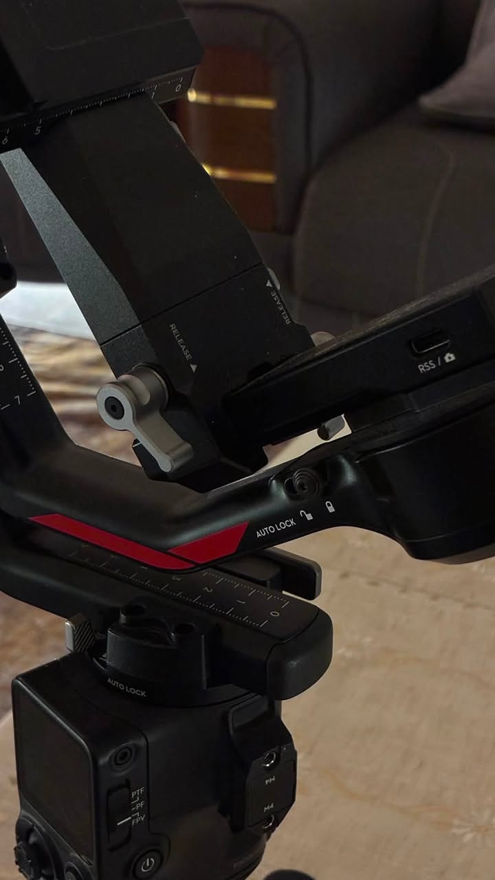 DJI RS4 PRO للبيع
نظافه جداً عاليه مستخدم قليل سعر 500 بي مجال حك الجيه فقط لاغير
مكاني بغداد العامريه 
*********** واتس
