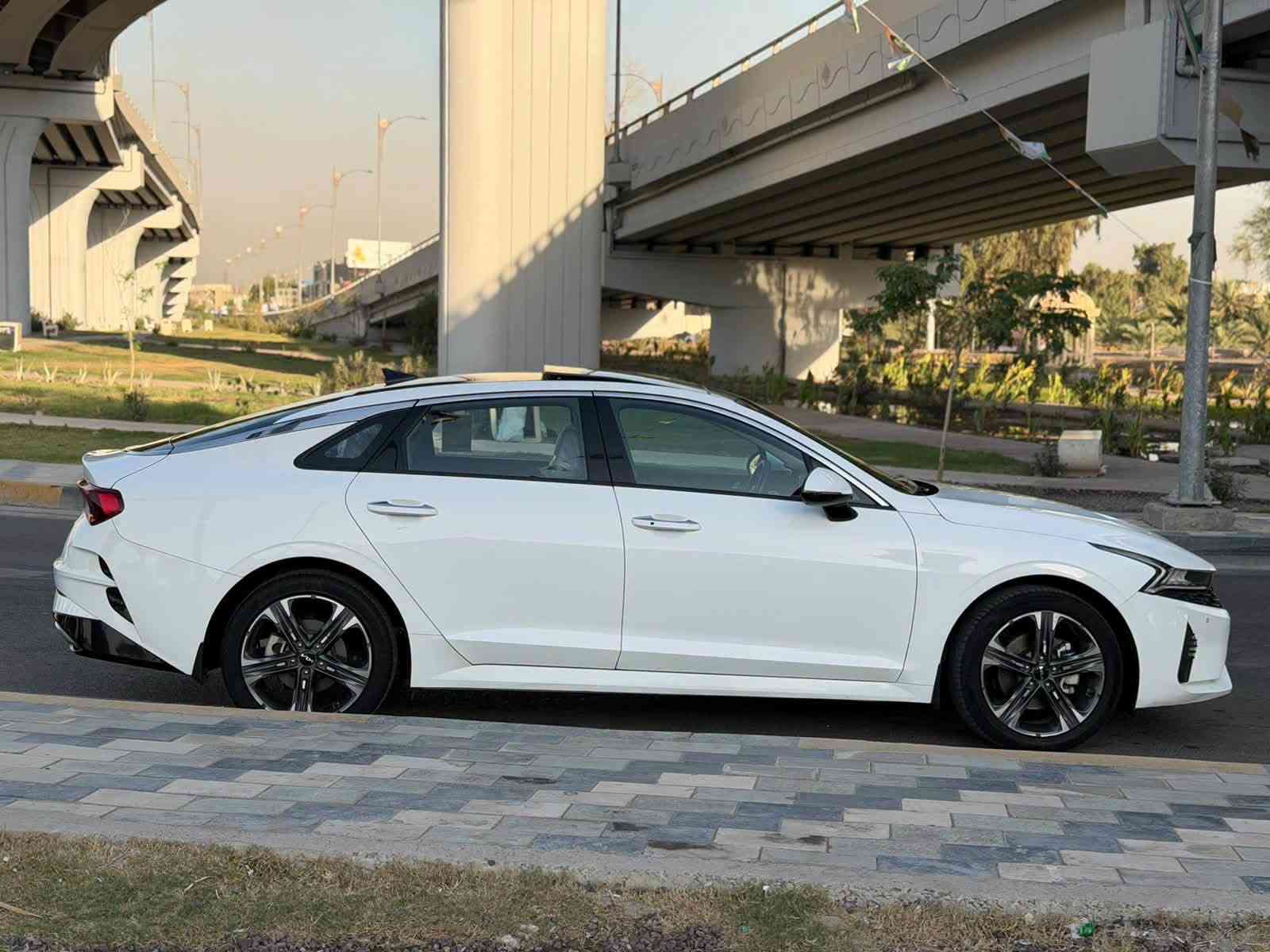 الــسلام علــيكم
كي فايف K5 2023
خلـــيجـي وكــالــة الدولية 
مكينه 2000
مكفوله كفاله عامه 
بااسمي من الزيرو مطلعها على ايدي
فول الفول بونراما 
الســعر 193 وبيها مجال بسيط

اي استفسار ***********☎️
مــكـاني بغــداد الــدورة📍
