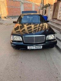 سيارة شبح ١٩٩٨  باب قصير  التبريد شغال  الكشر بحالة جيدة بدون خياس الد...