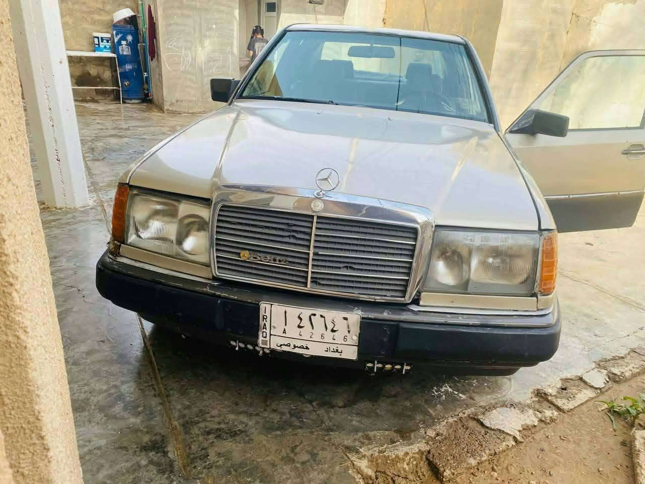 مرسيدس • ١٩٨٧ • رقم بغداد