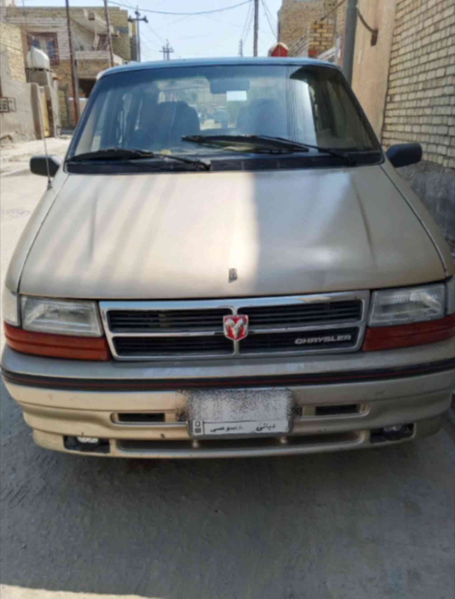 دوج كلايسر 1991 تدفئه تبريد السياره عالبلاد رقم ديالى مشروع وطني وكاله عامه بسمي السنويه بعد سنه يله تصقط مكينه 330 السعر 35 وبيهه مجال حك الجيه ميسان العماره قرب كراج بغداد ***********
