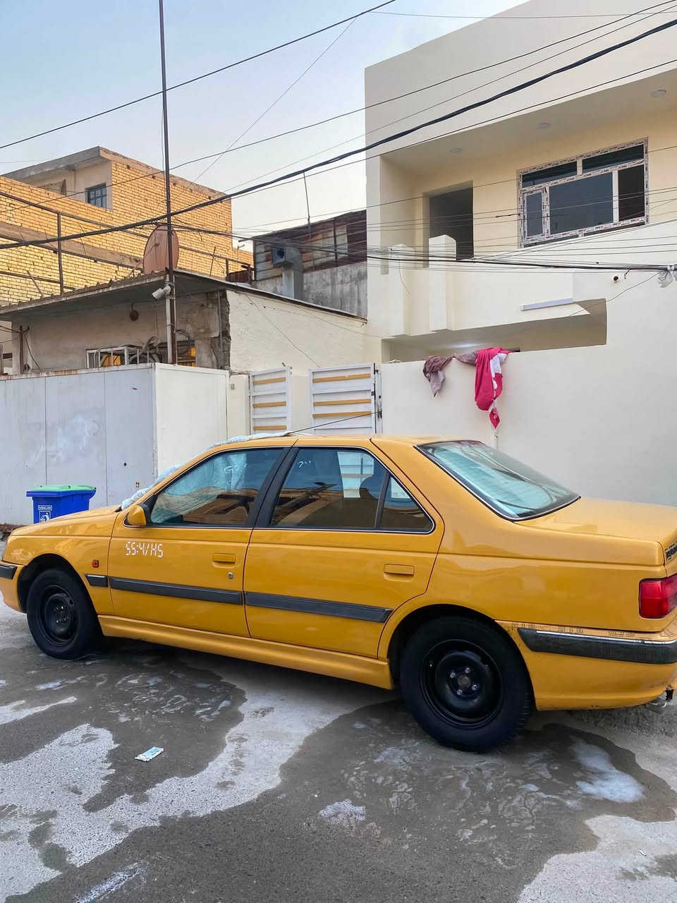 يا الله بيجو بارص للبيع موديل ٢٠١٥ السياره خير من الله مصفره هيئه وغرامات  ارقام انكليزي بغداد السياره مكينه جديده كور جديد مراوح جديده حار بارد جديد باتري جديد بلوجكترات وزينون السياره بيها فقط بنيد طاير ضارب الجامه مواصل للقماره ابد السياره مال جناي حلوه ونضيفه صفاحتها عدله وموس غرفتها جديده تبريد ثلج السياره يرادلها صدر فقط فقط صدر مكاني بغداد سعرها ٤٥ وبيها مجال كلش كلش بسيط للاتصال *********** بي واتساب
