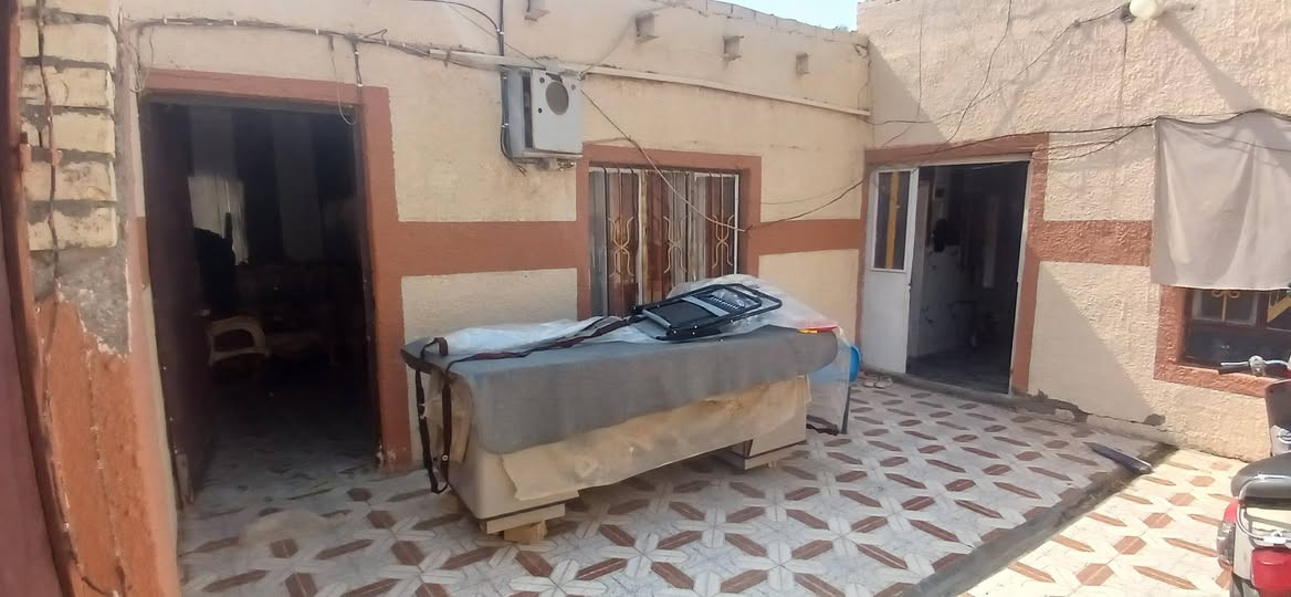 نهايت العلگايه • ٧٥٠م • غرفتين