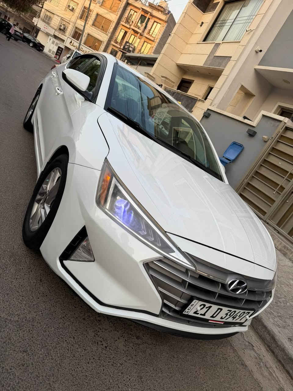 السلام عليكم 
هونداي النترا موديل 2019 وارد أمريكي كلين مكفولة من الضرر والصبغ والتبديل بدون يربك كفاله ليبل واحد صور اميركا مرفقه مع المنشور مكينه 2000 دوش على وضع الشركة ممفتوحة كير AT المرغوب سيارة احلة من الصور مواصفات السيارة تحكم ستيرن شاشة كاميرا رادار امامي + جانبي تحديد مسار ثلاث أنظمة قيادة نظام ترحيب وبعد بية هواي مواصفات مكينة كير صدر تبريد تخم تاير كلة جديد بالعافية عل ياخذها سيارة جديدة رقم سليمانية باسمي سيارة سنوية ورقم وهزة جدد ثاني يوم تحويل مكان السيارة بغداد الاعظمية سعر 137 وبيه مجال رقم موبايل ***********      ***********    ‬
