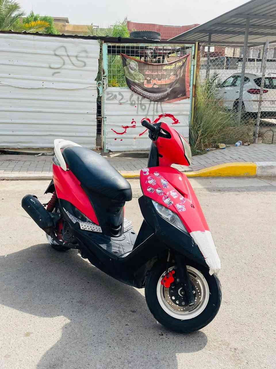 ماكس ثعلب 140لبيع الدراجه كلشي بيها شغال 
كهربائيات كلها شغاله نكره سلف ابكل وكت  تايرات جدد مكينه ما مفتوحه سعرها 575 بيها مجال بصيط مكاني بغداد الحسينية الراشدية رقمي*********** بس واتساب
