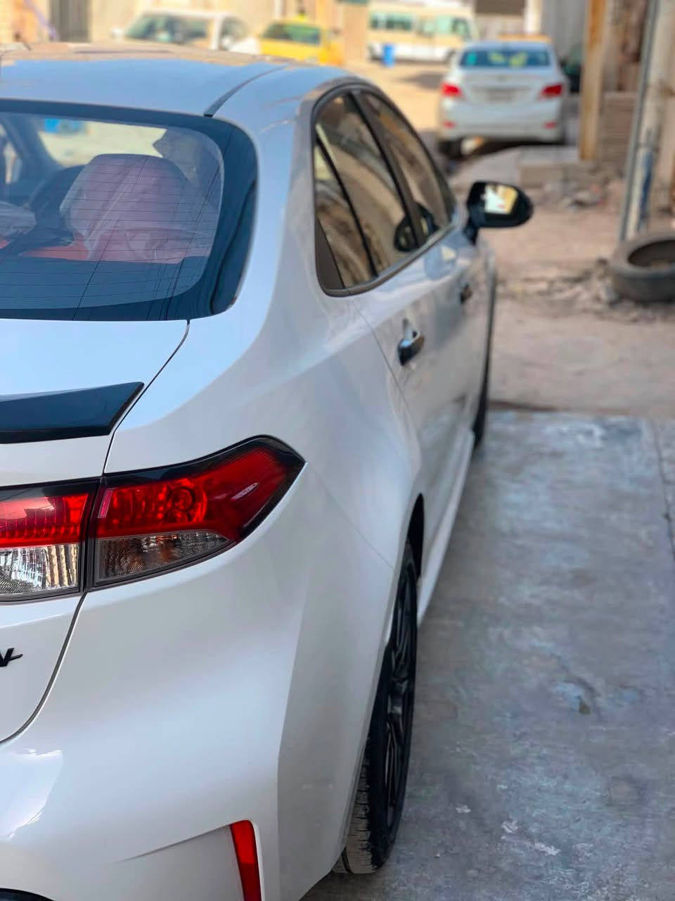 للبيع كورلا 2025  S بلاك ادشن محرك 1800 هايبرد HEV مري بلاك بلادي ويل بلاك كبير ماشيه 20 الف 
محرك 1800 هايبرد شحن ذاتي 
بصمه + دخول ذكي 
هاندر بريك بصمه + اوتو هولد 
كشنات جلد مشمسي كرسي كهرباء
رادار امامي 
سياقه اليه 
تبريد قطعتين 
تبريد بيانو شاشه 
شاشه ابل كار بلي + كامره خلفيه 
مانع نزلاق + مود درايف +  ايفو مود 
كيجات شاشه دجتل 
  
مقاعد جلد 
ويل بلاك حجم 17 
حساس لايت كامل اوتو عالي ناصي اوتو + حساس ظغط اطار 
تحكم سترين كامل فول 
لايت زينون + لد صباحي + اشاره لد 
كت اس بلادي 
شاير مري 
مكاني بغداد / الرصافة/ المشتل
السعر :160 وبيه مجال
اللاسفسار :***********
