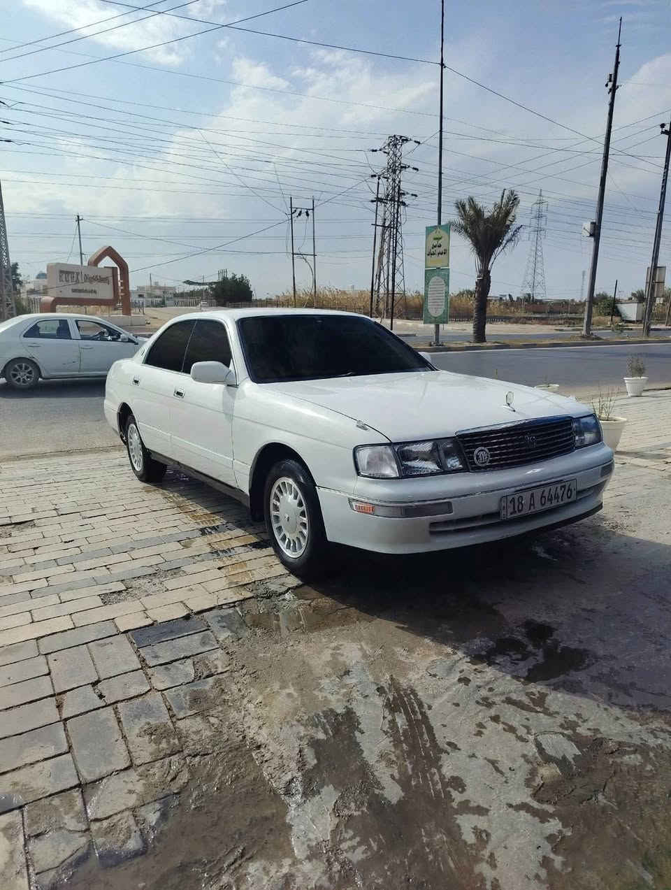 السلام عليكم ورحمة للبيع بطة موديل ١٩٩٢ متصل رقم نكليزي بابل  بسمي مكان نجف السيارة مابيه نقص برغي غرفة نضافه ٩٠ بل ١٠٠ تبريد شغال ثلج محرك كير خير من لله 
حداديه وره كدام تخم ويل كب هستوني مسويهن صبغ عام بيه ضربه بل جاملغ الخلف السايق السيارة مال جناي مامتعوبه السعره ٥٩ وبيه مجال كلش بسيط للتواصل*********** وتساب موجود تجي تشوف وتطلع تراي وبيك خير وتدلل
