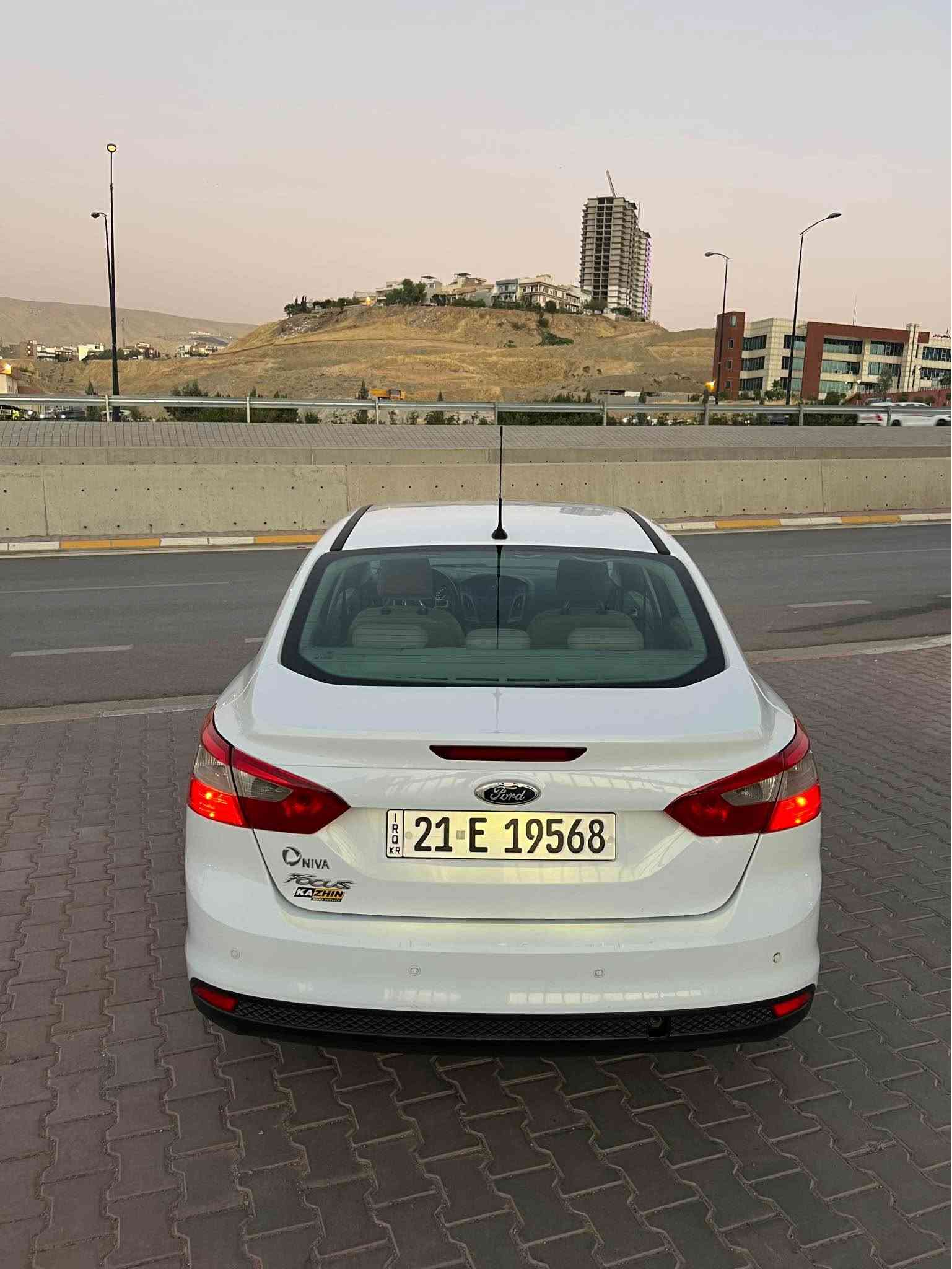 ***********   سلێمانی
٦٨ $  قوفلیتی
فۆردڤۆکس ٢٠١٢ خلیجی شە ریکە ی نیڤا گێڕۆتۆماتیک بۆیاخی نیە 
سەنەوی تا٢٠٢٩تازەیە 
گێڕومەکینە و کارە بایی و تەقەورەقە تە برید بە شەرت 
ناوزەرد ٤ جام کارە بای سوکان ڤۆلییوم تایە ی تازە السليمانية, العراق
