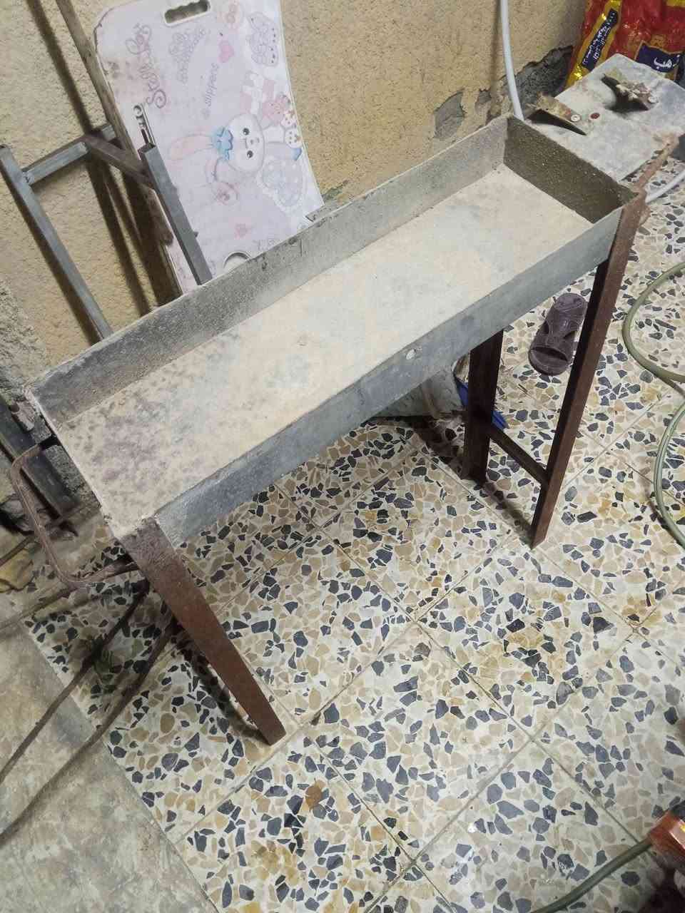 السلام عليكم
سقف ثانوي لبيع 48قطعه
منقله لبيع
كوت شارع النفط 
***********

