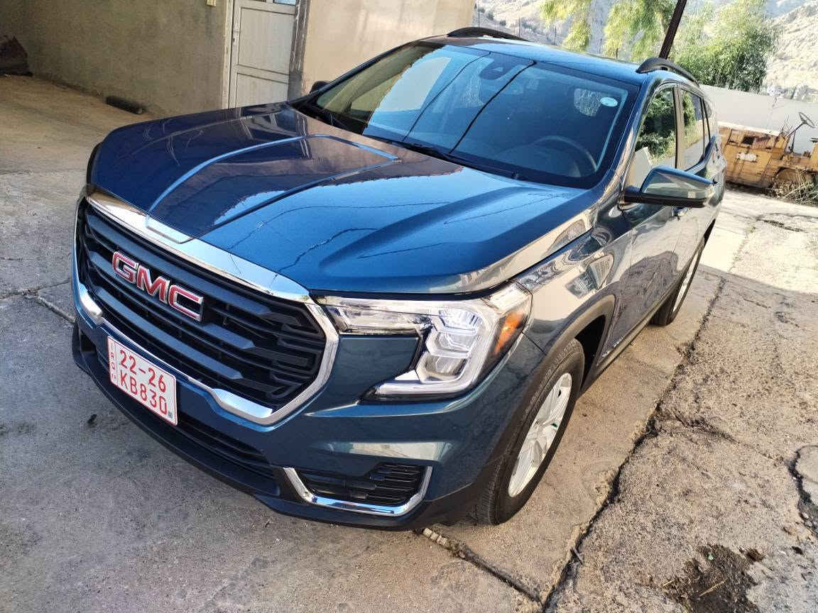 Gmc Terraain 
ژماره ته له فون ***********
موديل 2024
موصفات SLE /AWD
سياره بيش ئو باش كه به سه 
سياره بي ايرباكه 
به ردي گزورزي به شه رت 
رادار به شه رت. 
هه موو تشتي به شه رت 
ژمارا كاتي
سعري. سيارا 124او مجال 
سياره زور خاوينه
مالي دوسته أربيل, العراق
