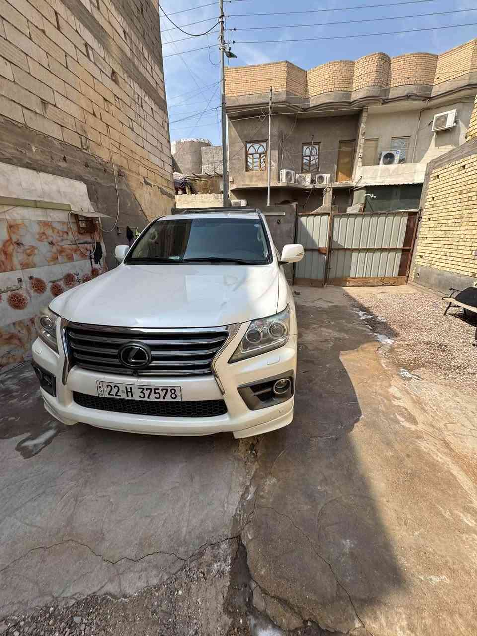 لكزس LX570 بريـم • ٢٠١٥ • ١٢٣ الف كم