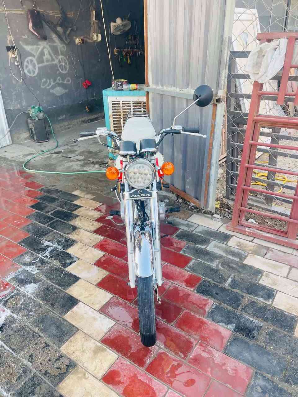 سلام عليكم دراجه للبيع مديل 22 نامه مكفوله فقط بس تفيلس سعر 950وبيه مجال  ***********
