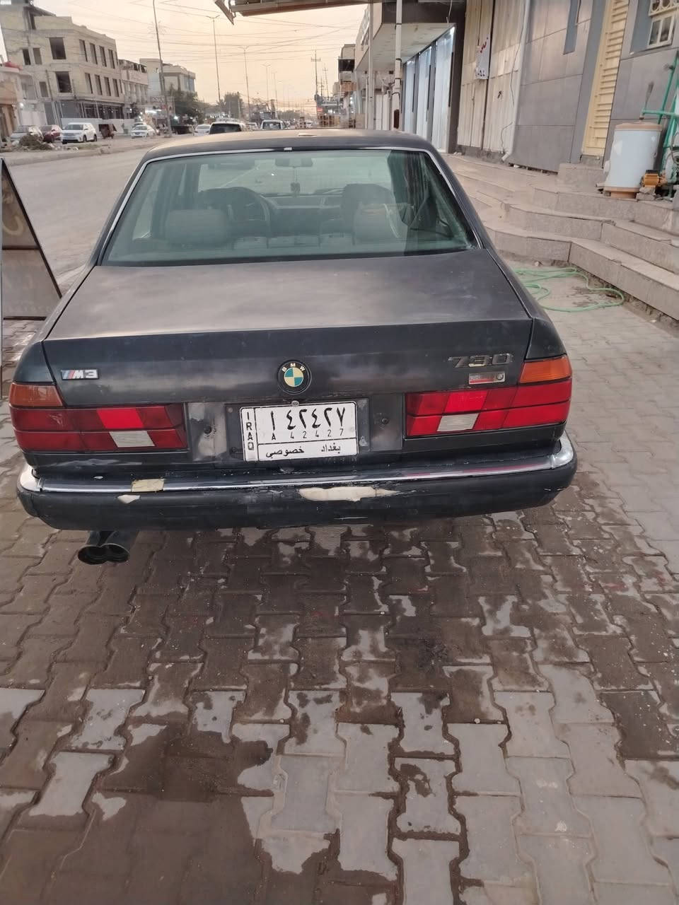 سلام عليكم من رخصت الادمن بي ام موديل  90  730اصل رقم بغداد مشروع وطني  باسمي سنويه ساقطه صارلهة سنه السياره خير من الله مكينة خير من الله V6كير خير من الله حداديه جديده شواصي نضيفه لا خياس ولا تعمير بلادي باتري جديد تايرات نص عمر ويل شعاع تبريد شغال بيه منضومة مال غاز دواخل مخمل بلادي كشنات ميكانيك مكان السياره كربلاء *********** السعر38 ورقة وبيه مجال حك الجية  تجديد السنويه والغرامات كلهن عليه تستلم صافي الله شاهد السياره خير من الله طالعه طرق خارجية ترايك نقصه بس صبغ فقط
