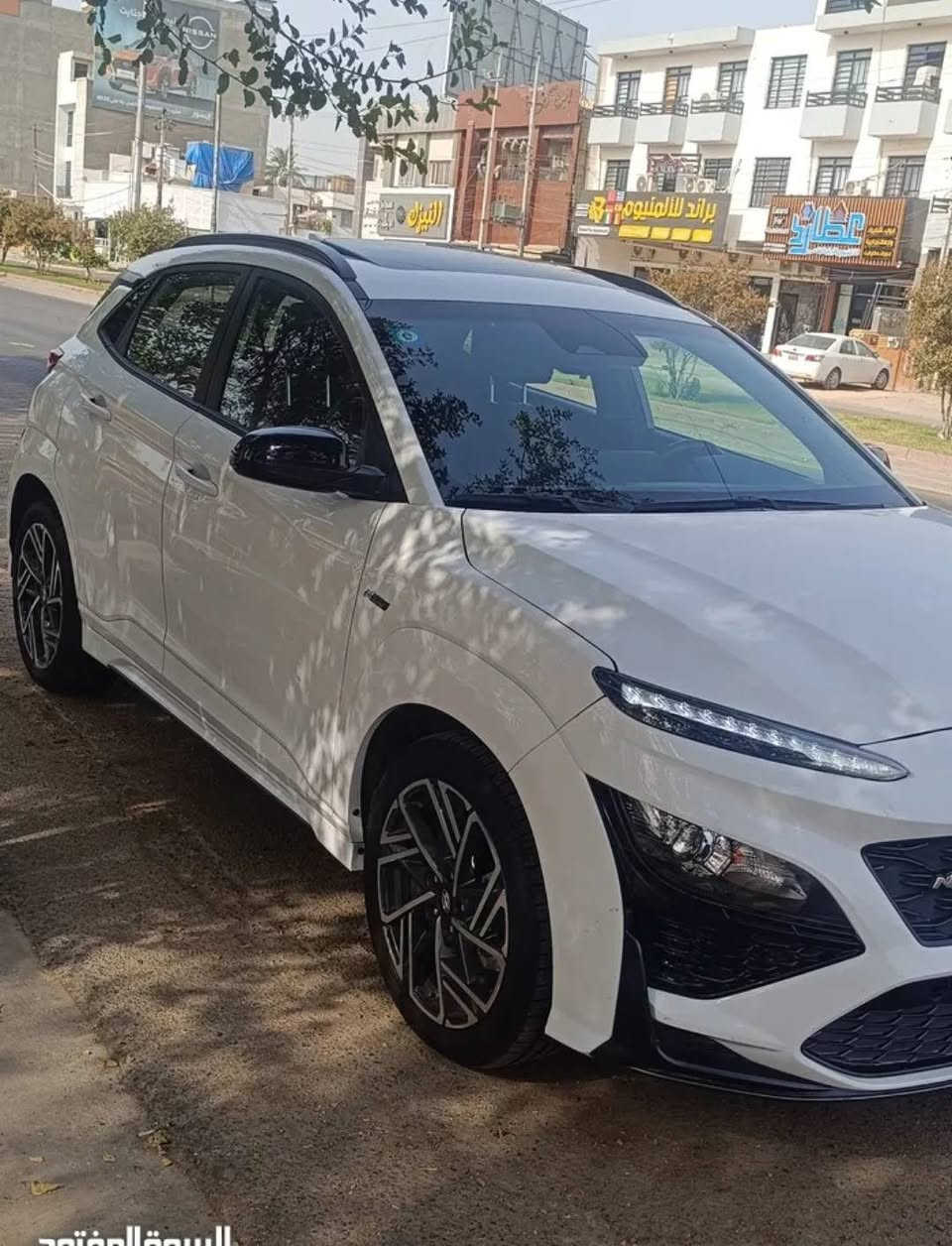 السلام عليكم 
كونا Nline موديل 2023 للببع 
 ماشية 19 الف ميل كامل مواصفات رياضي فورويل فتحة تدفئة كشنات كيرها DCT دبل كلج ومحركه توربو 1.6
وبيه هواي مواصفات 
بيه بنيد وهلا الجاملغ صبغ 
سيارة نظيفة وحلوة مال جني 
رايده ب145 وبيه مجال بسيط
الشراي يتواصل وتساب
مكان السيارة بغداد

***********
***********
