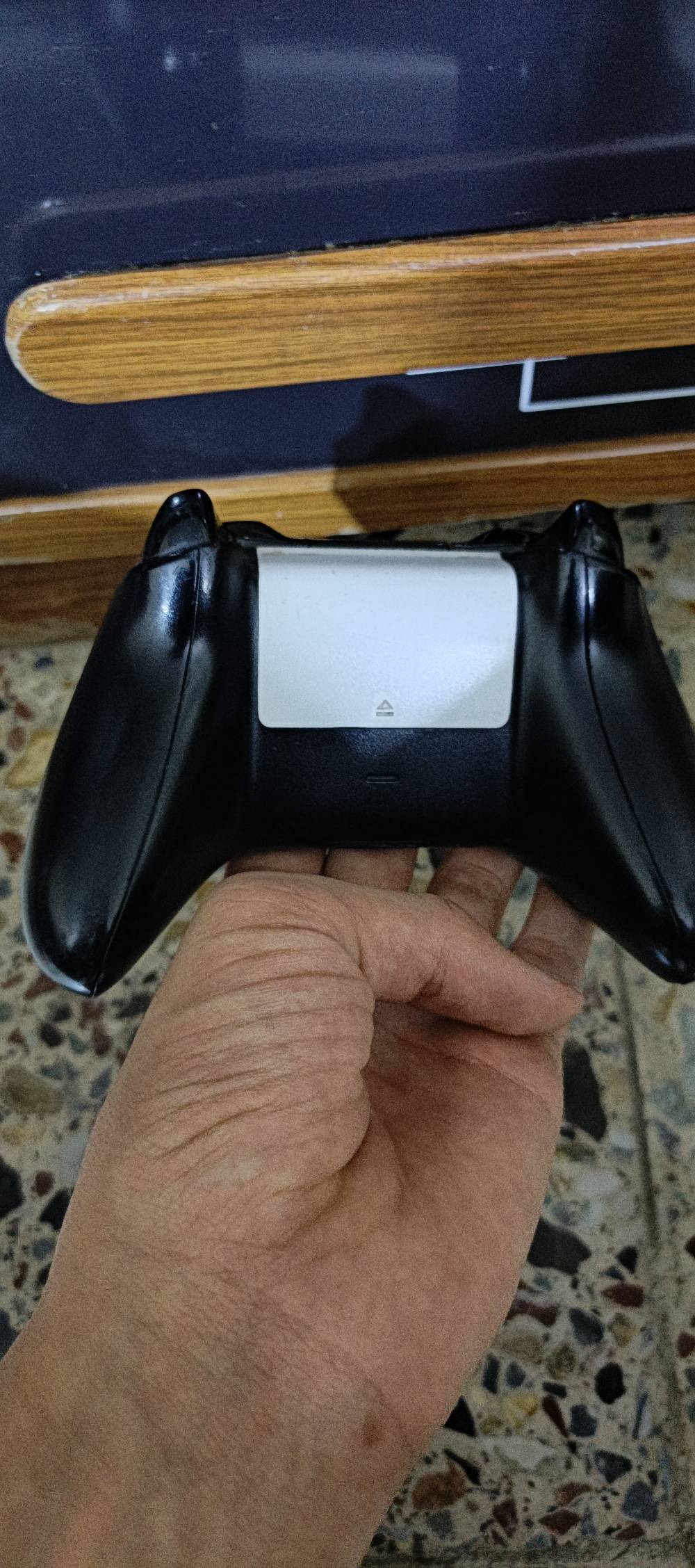 اكس بوكس ون • نضيف • يدتين