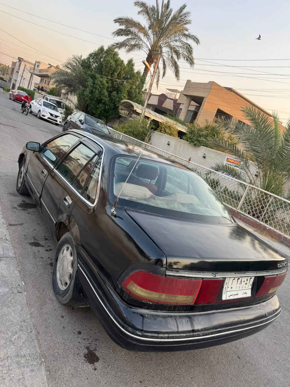 السلام عليكم
دايو برنس 1994 
رقم بغداد تحويل مباشر
صدر وتخم تاير وباتري جدد
كير محرك شغال تبريد شغال 
صبغ عام مكاني بغداد العامريه
السعر 28 ورقه وبيها مجال للشراي 
*********** محمد
