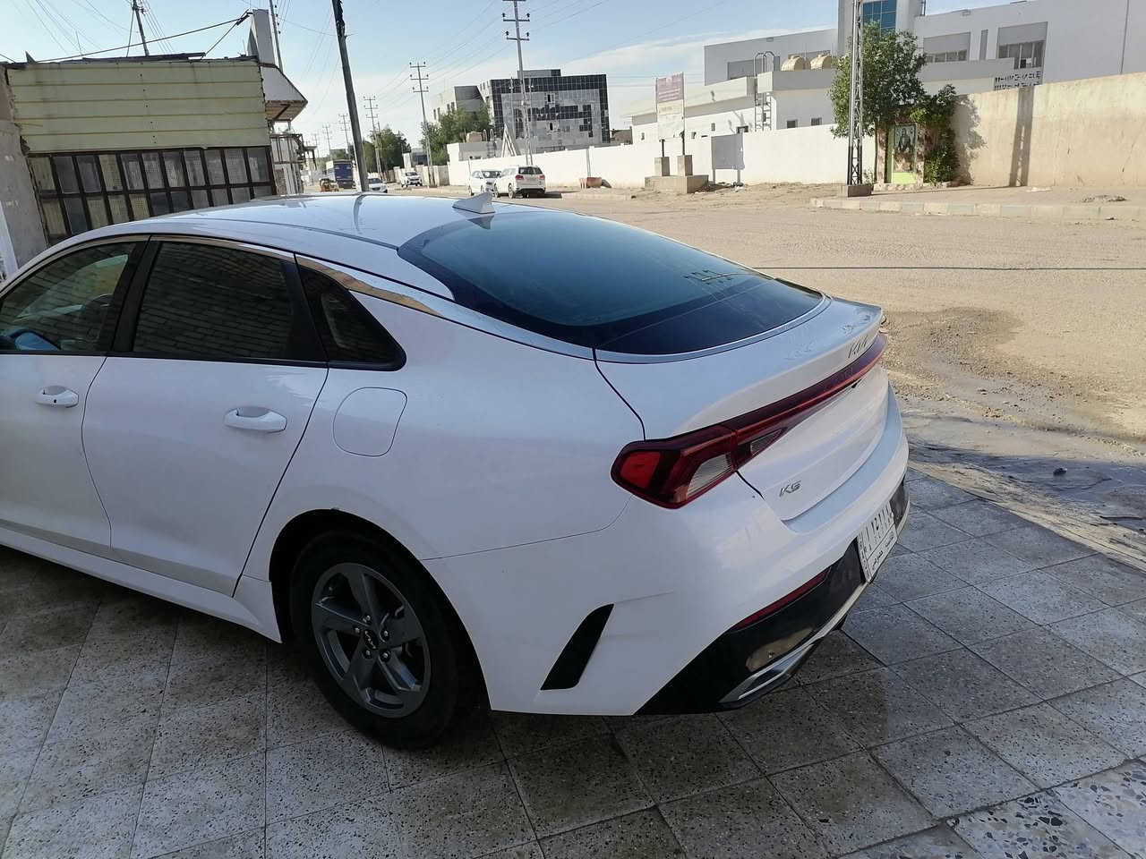السلام عليكم K5 موديل 22 معوقين قادسية حادثة فقط بابين موصفات بصمة تشغيل عن بعد السعر 150 وبيه مجال الاستفسار ***********

