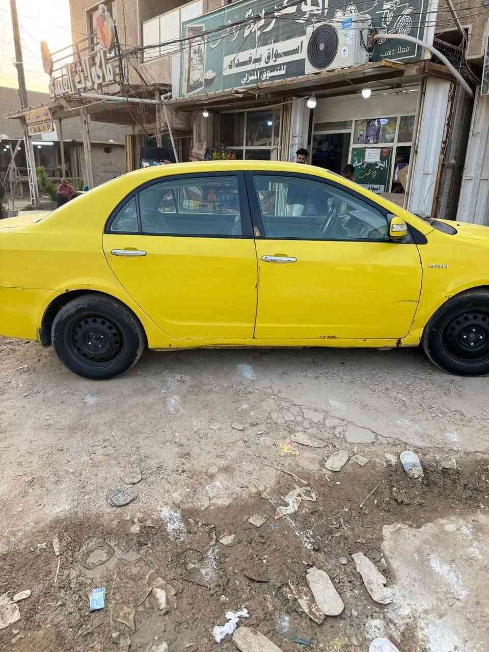 سلام عليكم بيع مستعجل كير مكينة جديد حدادي صدر تخم تاير كهربايات سياره جاهزة وحلوة مصفرة وشرط التحويل ١٧وبيها مجال عنوان محمودية ***********

