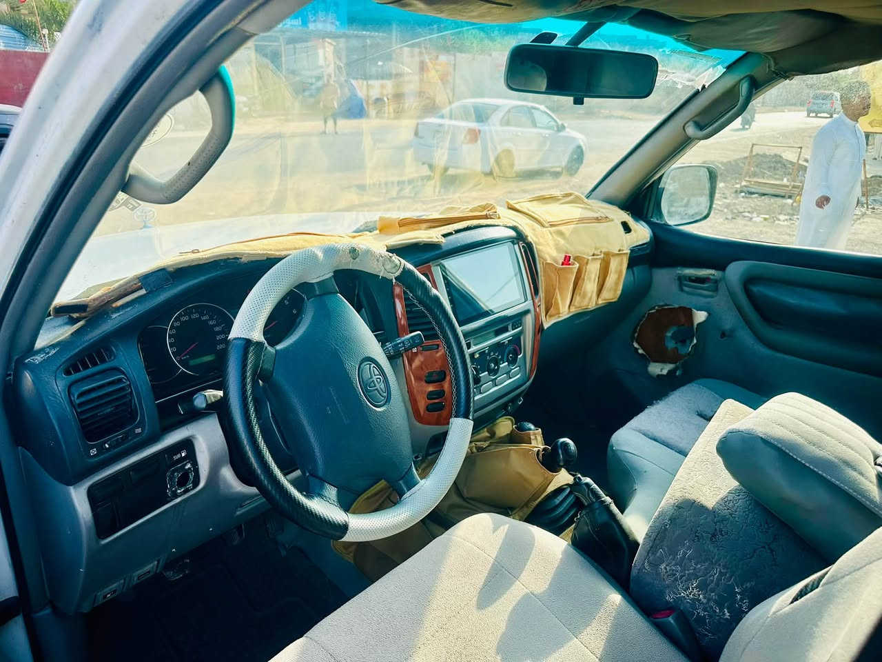سلام عليكم البيع او المراوس الاندكروز مونيكا موديل ٢٠٠٤ سلك كير عادي مال مزاد سياره جاهز من كلشي ماعده التبريد كير مكينيه حداديه تخم تاير حجري عوزهه ملاحظة بصيطه سعرهه ١٠٠ ورقه مكان السياره السماوه مركز المدينه اي استفسار انتصل ***********
