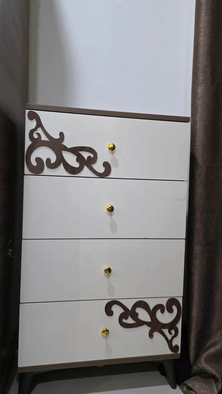 غرفة 6 قطع
ب375 الف
***********

