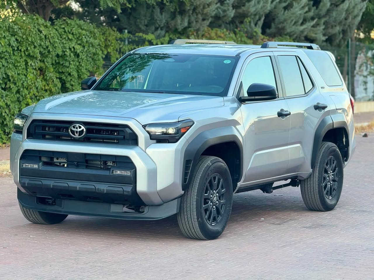 السلام عليكم

TOYOTA  4RUNNER SR5 ✍️

تويوتا فورنر شكل جديد 🆕

موديل :- 2025

~ تويوتا فور رنر 

~ وارد أمريكا  

~ محرك 4 سلندر  توربو 

~ فئة SR5 

~سيارة جملغ و قباغ صندوق صبغ

بدون دواخل بجم كبس

~ ايرباكات سليمة بيلادي مامفتوحة 

فقط ارباك برده مرجع بلادي 

~موصفات 

~شاشة الكتروني

~ بصمة 

~ فور ويل ( 4*4 ) 

~ شاشة كبير  كاميرة دوار 

~ كاميرة خلفية 

~ داخلية اسود ملكية 

~ رادار أمامي و جانبية 

~ كشن أمامي كهربائية 

~ لايتات عدسة زينونة 

~تحديد سرعة 

~  5  راكب 

~ ماشي 690 ميل صفر كيلومتر

~سيارة رقم كاتي لازم ترقيم شيمالية

تكالف رقم 16 ورقه

~ رقم شانسي موجود للمنشور 

~ سعر  ( 370 )💰 الف دولار بيها مجال 🤏

~ مكان  📍 عقرة 

رقم تلفون ***********
واتساب  ***********
