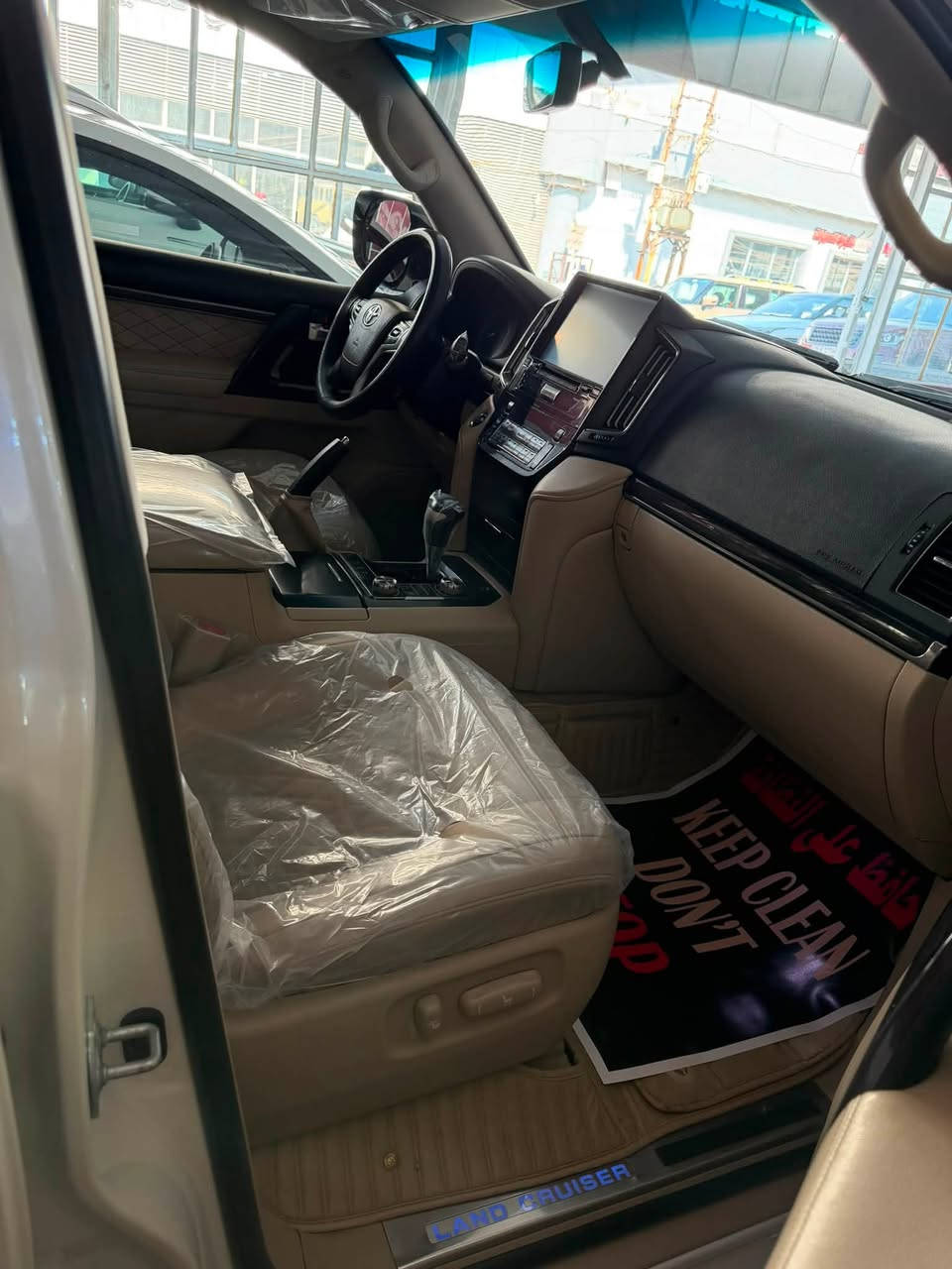 لاندكروز GXR V8 موديل 2020 فطيم
رقم بغداد ماشيه 81 
للاستفسار ***********
السعر 48 الف دولار
