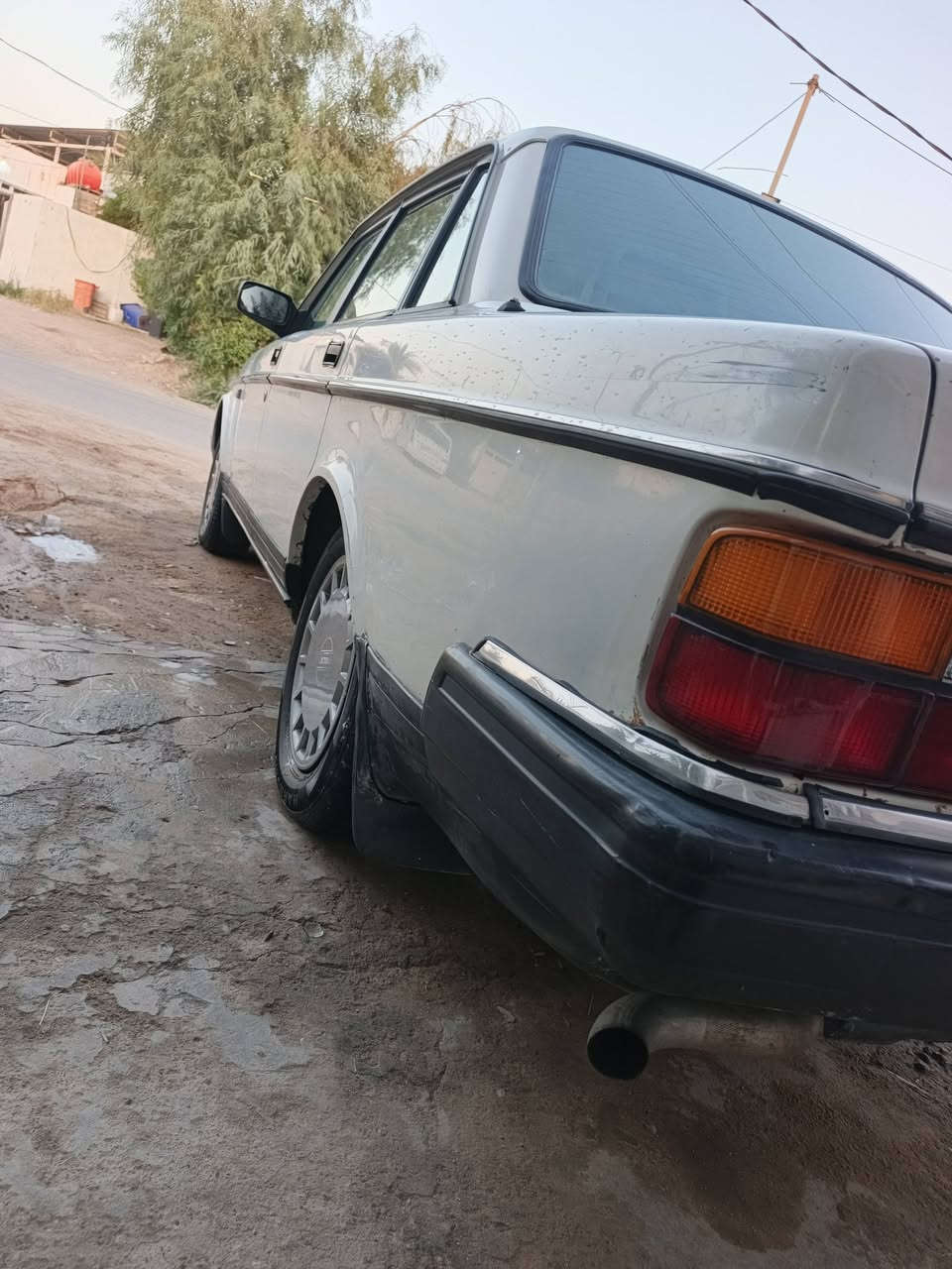 سلام عليكم فالفو البيع مديل 93 حجم 240كير اوتو مكينه بخاخ مكفولات تبريد ثلج سياره بلاديه بدون حادث وبدون صبغ شواصي بلاديه سنتر لوك تقفيل شغال تخم تاير جديد غرفه
بلاديه سياره مملعوب بيه كوله وضع البلادي 
مكانه نجف كوفه استفسار اتصال ***********
السعر ٦٠ورقه بيه مجال
سلام عليكم فالفو البيع مديل 93 حجم 240كير اوتو مكينه بخاخ مكفولات تبريد ثلج سياره بلاديه بدون حادث وبدون صبغ شواصي بلاديه سنتر لوك تقفيل شغال تخم تاير جديد غرفه
